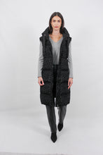 Load image into Gallery viewer, Glaze Long Down Vest | Black Leopard