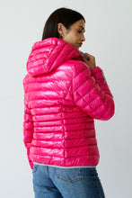 Load image into Gallery viewer, Elfy Vegan Down Short Jacket | Flash Pink  3