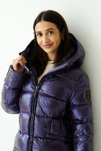 Load image into Gallery viewer, Eline Down Jacket | Aubergine 5