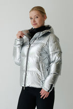 Load image into Gallery viewer, Soley Vegan Down 2 in 1 Jacket | Metallic Silver 4