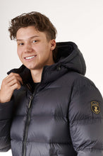 Load image into Gallery viewer, Mason Short Down Jacket | Black 4
