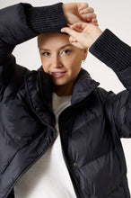 Load image into Gallery viewer, Odelle Vegan Down Jacket | Black 4