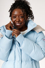 Load image into Gallery viewer, Odelle Vegan Down Jacket | Light Denim & Linen 3