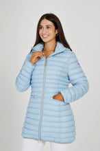 Load image into Gallery viewer, Shannon Vegan Down Jacket  | Light Denim 2