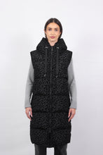 Load image into Gallery viewer, Glaze Long Down Vest | Black Leopard
