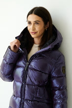 Load image into Gallery viewer, Eline Down Jacket | Aubergine 3
