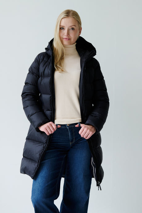 Frysa Down Coat | Black