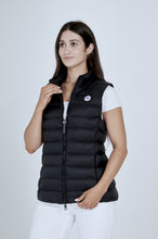 Load image into Gallery viewer, Melian Short Vegan Down Vest | Black
