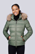 Load image into Gallery viewer, Chill Short Down Jacket | Military
