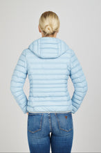 Load image into Gallery viewer, Elfy Vegan Down Short Jacket | Light Denim 4
