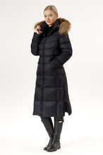 Load image into Gallery viewer, Iclyn Long Down Coat| Black 2
