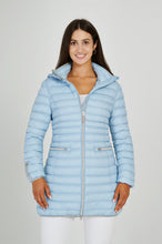Load image into Gallery viewer, Shannon Vegan Down Jacket  | Light Denim
